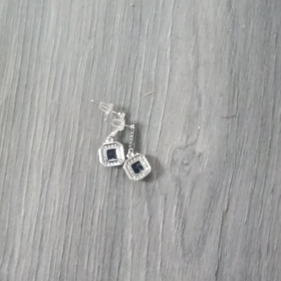 Earrings - Picture 2 of 2